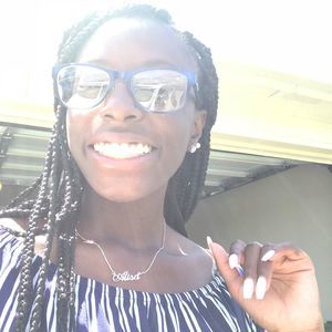 Meet your Posher, Alisa